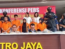 Klenik dan Ide Lepas Monyet untuk Gagalkan Pelantikan Presiden Jokowi