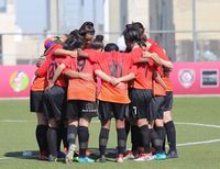 Viral Video Pemain Sepakbola Lindungi Lawan yang Hijabnya Lepas Buat Takjub