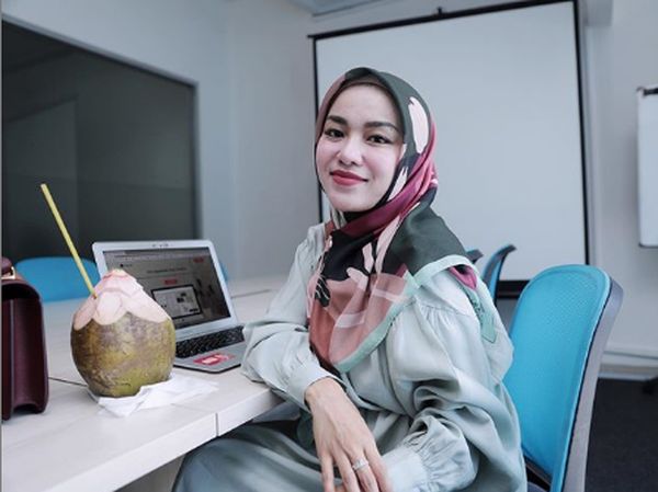 Pebisnis Tajir, Medina Zein Kerap Kulineran Mewah dengan Tokoh Penting