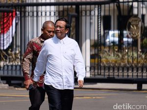 Jadi Menko Polhukam dari Sipil, Mahfud Yakin Bisa Sinergikan Menteri dari TNI