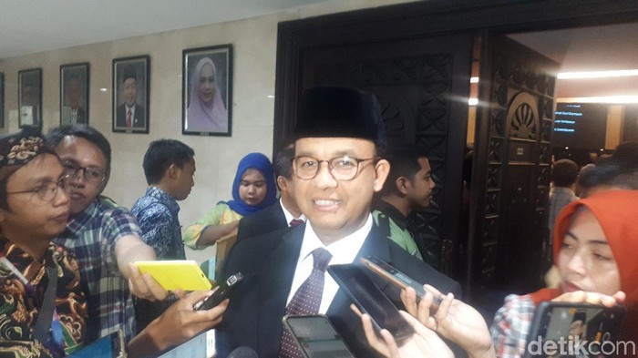 Pendapatan Daerah Defisit Rp 12,9 T, Anies Singgung Kondisi Ekonomi