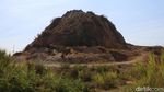 Kondisi Gunung Pancir yang Terus Terkikis