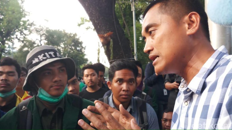 Minta Diizinkan Demo di Depan Istana, Mahasiswa: Kami Berhak Kritisi Presiden Minta Diizinkan Demo di Depan Istana, Mahasiswa: Kami Berhak Kritisi Presiden