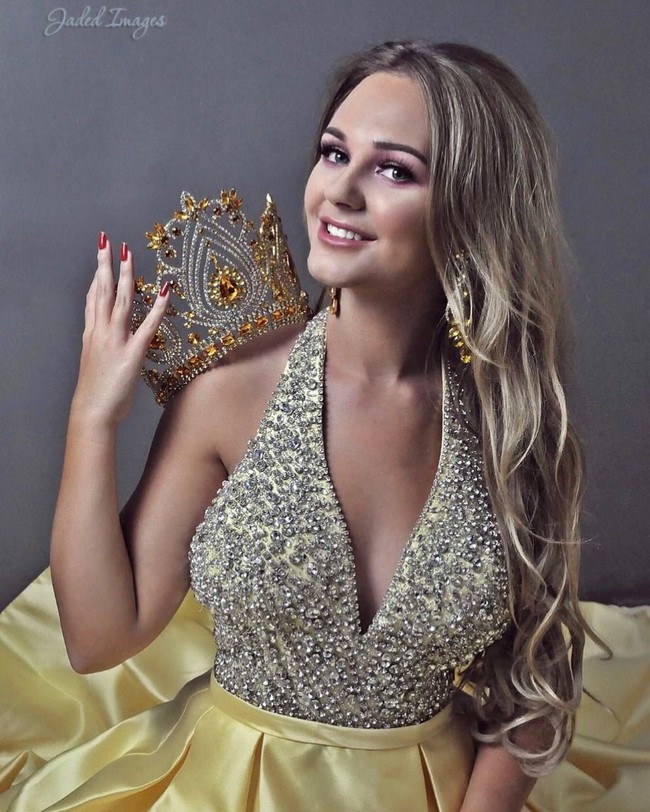Wanita yang dinobatkan sebagai pemenang Miss Supranational Wales 2016 ini mengungkapkan bahwa dirinya menginginkan seseorang yang baik, seorang pria yang berorientasi pada keluarga dan fokus karier. Foto: Instagram