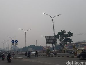 Kembali Diselimuti Kabut Asap, Udara di Palembang Tidak Sehat