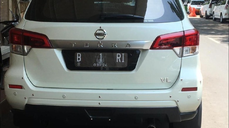 Polisi: Pemilik Mobil B 1 RI Pegang Undangan Pelantikan Biar Dikira Orang Top Polisi: Pemilik Mobil B 1 RI Pegang Undangan Pelantikan Biar Dikira Orang Top