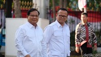 Terakhir adalah Edhy Prabowo yang datang ke istana bersama Prabowo Subianto. Edhy Prabowo dirumorkan menjadi Menteri Pertanian Foto:(Andhika Prasetia/detikcom)