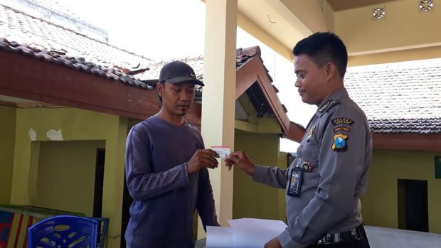 Smart SIM didistribusikan langsung ke rumah pemohon