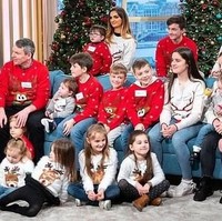 Memiliki banyak anak pastinya membuat Radford dan Noel membutuhkan biaya cukup besar untuk memenuhi kebutuhan anak-anaknya tersebut. Keluarga ini diketahui hanya mengklaim £170 untuk biaya tunjangan anak-anaknya dan selebihnya mengandalkan pemasukan dari toko roti milik Noel. Untuk setiap minggunya, keluarga ini harus menghabiskan £ 350 untuk makanan dan tiga jam setiap malamnya untuk merapikan rumah.  Foto: Istimewa