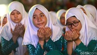 Para santri terlihat sangat antusias mengikuti perayaan. Rifkianto Nugroho/detikcom.