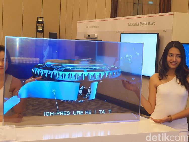 Penampakan Panel OLED Tembus Pandang LG Seharga Rp 700 Jutaan