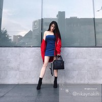 Tidak peduli bagaimana kamu berpikir itu baik-baik saja hanya karena postingan media sosialku menunjukkan payudaraku, itu tidak berarti aku harus menerima atau menormalkan perilaku orang sakit yang mencoba memenuhi fantasi mereka, tambahnya. Foto: Instagram