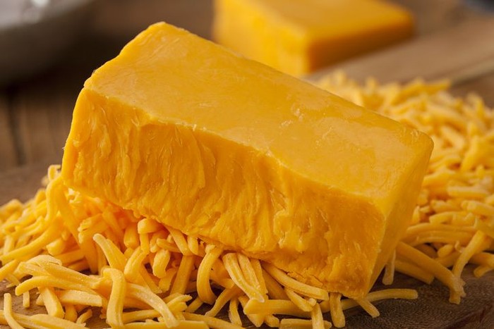 Warna Keju Cheddar Ada yang Putih dan Kuning Apa Bedanya Warna Keju Cheddar Ada yang Putih dan Kuning Apa Bedanya