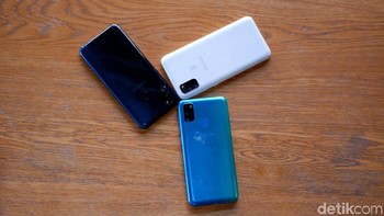 Ada warna biru, hitam, dan putih. Foto: Adi Fida Rahman/detikINET