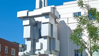 Dibangun dengan gaya Art Deco, The Beaumont Hotel di London, Inggris ini dari luar sudah mengundang perhatian. Di dalamnya, ada berbagai karya seni berharga dipajang (dok. Istimewa)