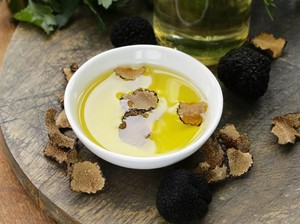 Truffle Oil Bisa Jadi Bukan dari Jamur Truffle Asli, Terbuat dari Apa Ya?