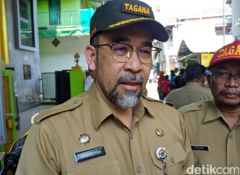 Dinsos DKI Wanti-wanti Warga: Musim Panas, Hal Kecil Bisa Picu Kebakaran Dinsos DKI Wanti-wanti Warga: Musim Panas, Hal Kecil Bisa Picu Kebakaran