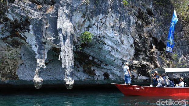 Teluk Mayalibit yang Indah, Asalnya Obat Kuat Raja Ampat