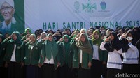 Acara peringatan Hari Santri Nasional 2019 tersebut digelar di Kampus Unusia, Parung, Bogor, Jawa Barat, Selasa (22/10/2019).
