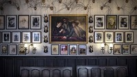 Terakhir, ada Fife Arms Hotel di Aberdeen, Skotlandia. Ada kurang lebih 14.000 karya seni dipajang di hotel ini. Pantas kalau disebut lebih mirip galeri seni (dok. Istimewa)