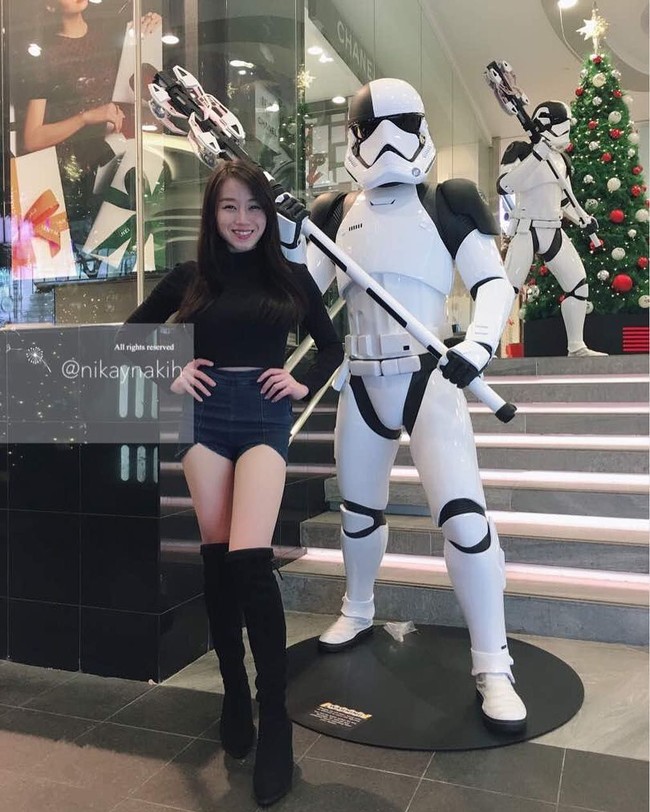 Aku merasa sangat lucu bagaimana beberapa pria mencoba merasionalisasi dan menormalkan perilaku ini, seolah-olah itu yang diharapkan dariku dan aku harus berpikir itu adalah reaksi yang masuk akal untuk menerima orang sakit yang mencoba membeli barang yang sudah dipakai wanita untuk jimat mereka, ungkap Ukinikay. Foto: Instagram