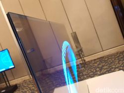 Penampakan Panel OLED Tembus Pandang LG Seharga Rp 700 Jutaan