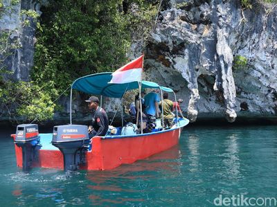 Potret Batu Kelamin dari Raja Ampat