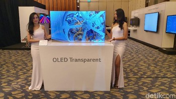 Panel ini menggunakan teknologi OLED. Foto: Adi Fida Rahman/detikINET