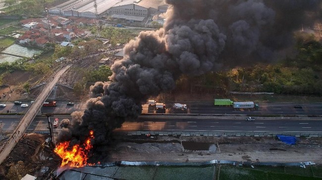 Fakta di Balik Terbakarnya Pipa Pertamina