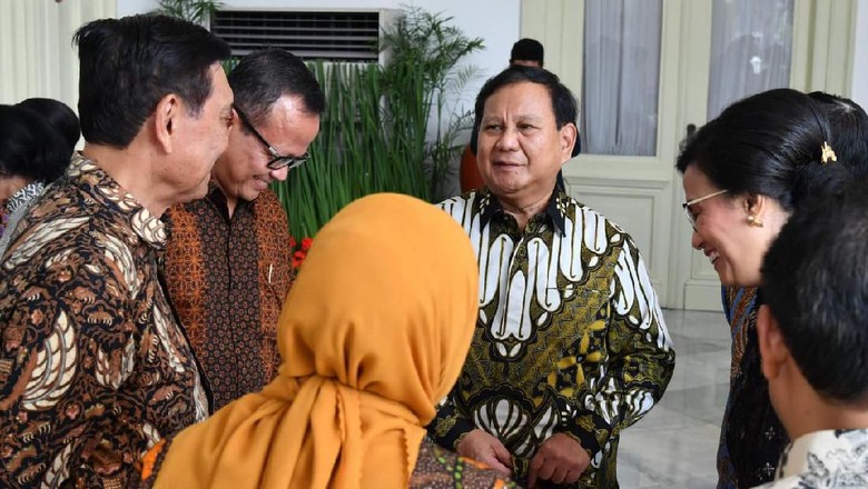 Momen Prabowo Berbaur dengan Sri Mulyani hingga Yasonna Laoly Momen Prabowo Berbaur dengan Sri Mulyani hingga Yasonna Laoly