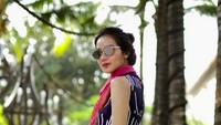 Gayanya saat berada di Bali. (gistaputri/Instagram)