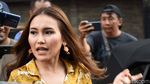 Jawaban Ayu Ting Ting Soal Kue Artis Hingga Foto Seksi