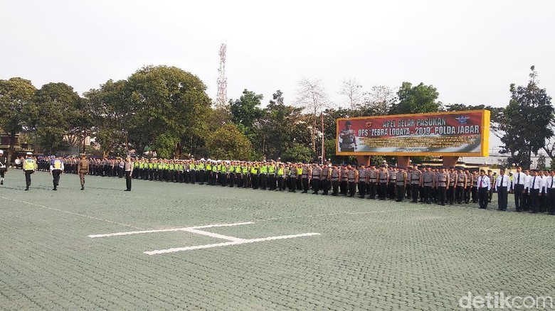 Operasi Zebra, Kapolda Jabar Ingatkan Polantas Jangan Arogan Operasi Zebra, Kapolda Jabar Ingatkan Polantas Jangan Arogan