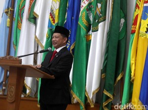 Mendagri Tito Karnavian Berkunjung ke Papua Dampingi Jokowi