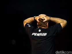 Namun skuat Robert Alberts kalah selisih gol dari Bhayangkara.