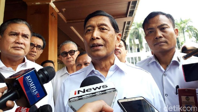 Mahfud Md Menko Polhukam, Wiranto: Saya Senang, Pengetahuannya Luas Mahfud Md Menko Polhukam, Wiranto: Saya Senang, Pengetahuannya Luas
