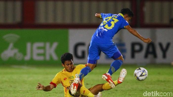 Bhayangkara FC menjamu Persib Bandung di laga pekan ke-24 Liga 1 2019. Bertanding di Stadion PTIK, Jakarta, Rabu (23/10/2019), laga berakhir imbang 0-0.