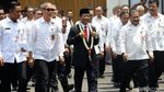 Mahfud Disambut Meriah di Kemenko Polhukam