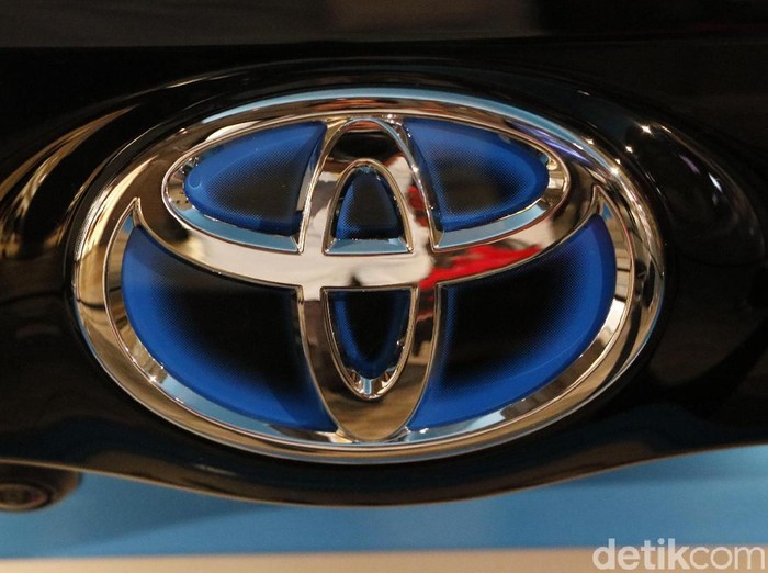 Toyota memperlihatkan Yaris model Jepang 2019 di Megaweb, Tokyo, Jepang.