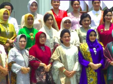 Anggunnya Gista Putri Foto Bareng Ibu Negara dan Pendamping Menteri