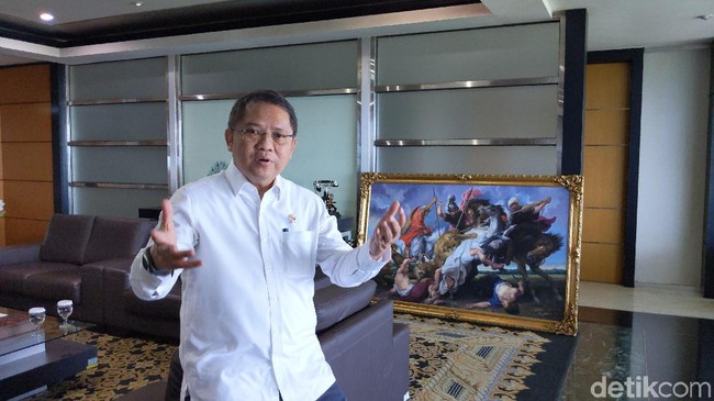 Jonan Dikabarkan ke Garuda, Rudiantara Calon Dirut PLN