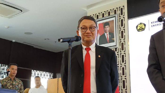 Menteri ESDM Arifin Tasrif (Foto: Achmad Dwi Afriyadi/detikFinance) Menteri ESDM Arifin Tasrif (Foto: Achmad Dwi Afriyadi/detikFinance)
