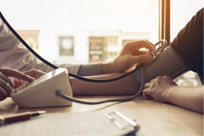 Kolesterol Tinggi Bisa Sebabkan Stroke hingga Jantung, Ini Sebabnya