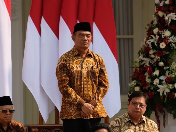 Jokowi kenalkan jajaran kabinet, st burhanuddin, muhadjir effendy