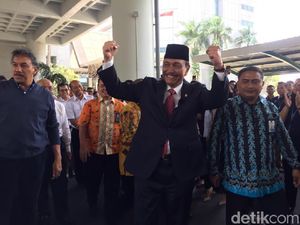 Jadi Menko Lagi, Luhut Disambut Heboh Karyawan