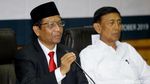 Salam Komando Wiranto dan Menko Polhukam Mahfud MD