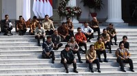 Jokowi berpesan kepada para menteri agar bekerja sungguh-sungguh.