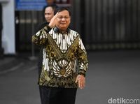 Makna Batik Yang Dipakai Prabowo Saat Dilantik Jokowi Jadi Menhan