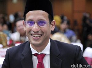 Tak Sungkan Naik Gojek, Ini Lho Mobil Menteri Nadiem Makarim