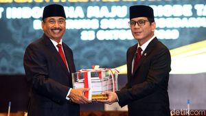 Resmi Jadi Menparekraf, Wishnutama Keliling Kantor Baru